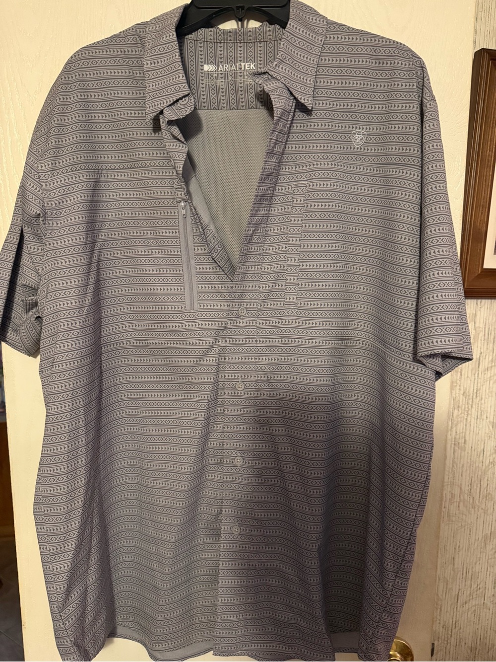 Ariat Men’s Short-Sleeve Button Down Shirt - Light Blue Pattern